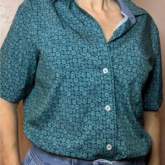 Women's Nick Graham Blue Patterned Button Down Shirt - Picture 2 of 6